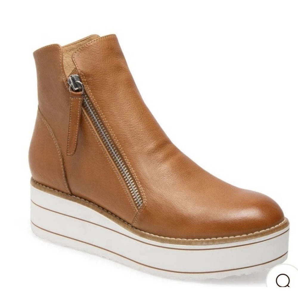 Silent D Nene tan leather booties Women's Size 39 US 8-8.5 Platform